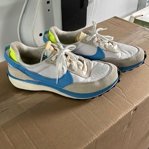 Nike Waffle Debut  White /UNIVERSITY Blue- MEN - SIZE 8 -DX2943-100